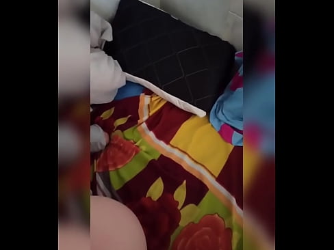 ❤️ Minu toakaaslane jääb üksi koju, sest tema abikaasa läheb puhkusele ja ma kasutan võimalust teda nussida ja täita tema perse piimaga ️ Pornovideo at porn et.pornochaturbate.ru